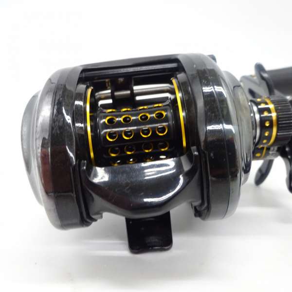 15レボブラック9 右